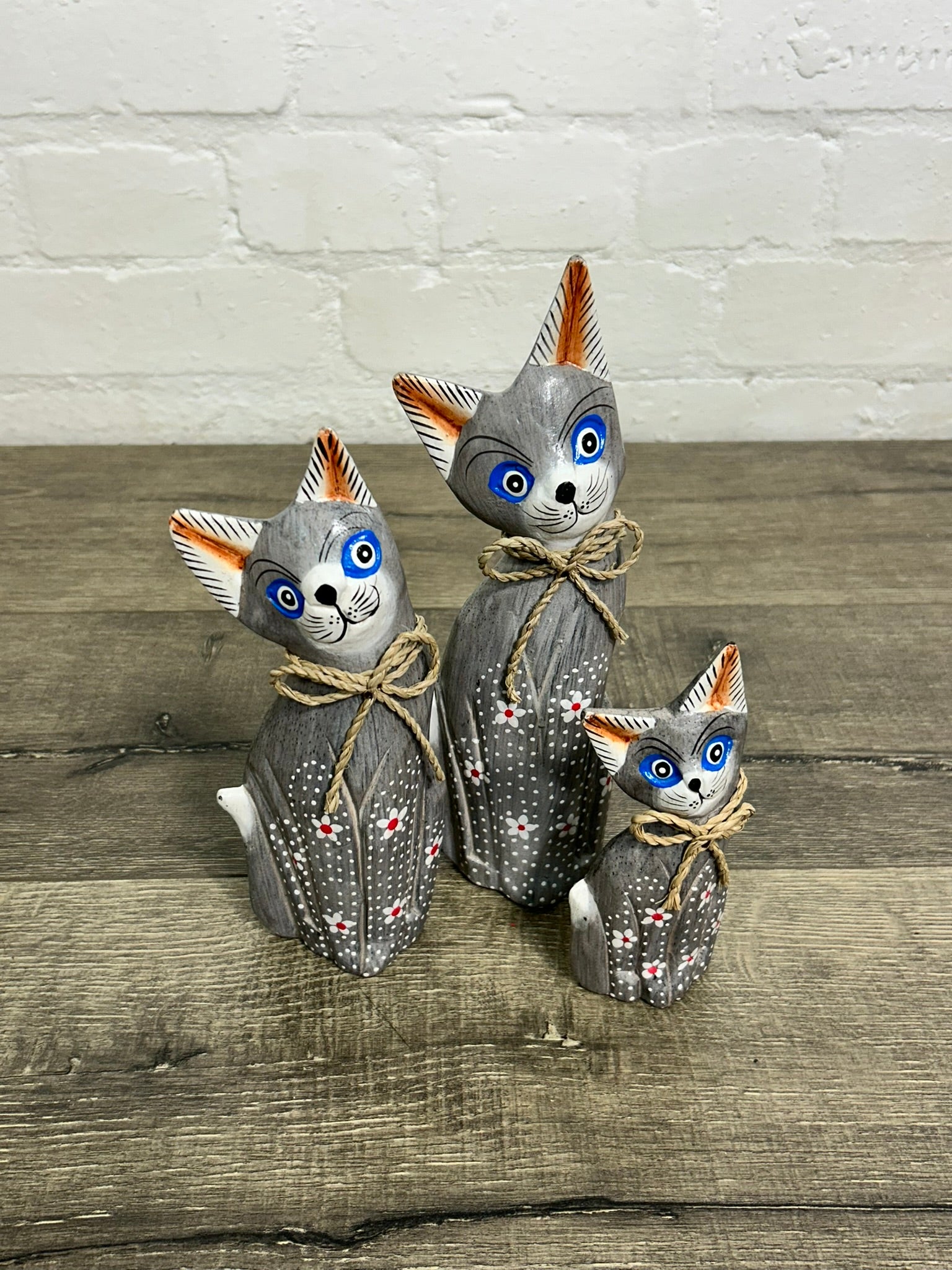 Set of 3 Grey Cats