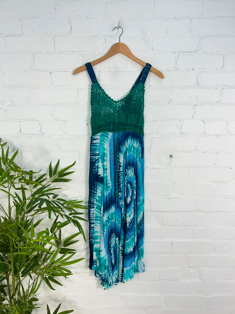 Swirl Print Strappy Midi Dress