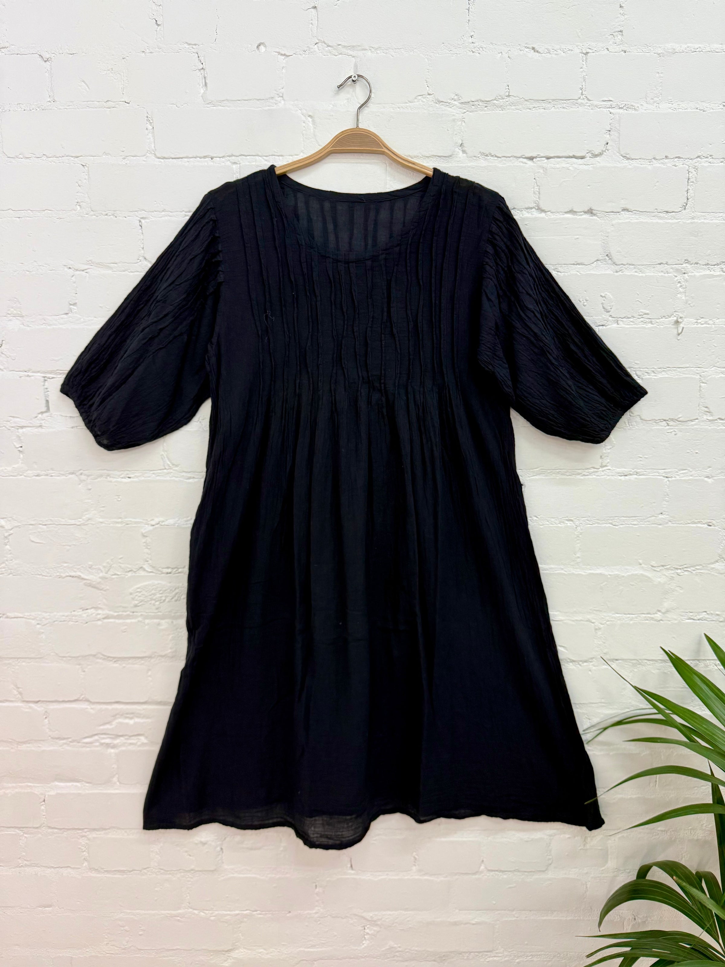 Short Sleeve Loose Midi Dress