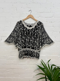 Embroirdered Short Sleeve Top