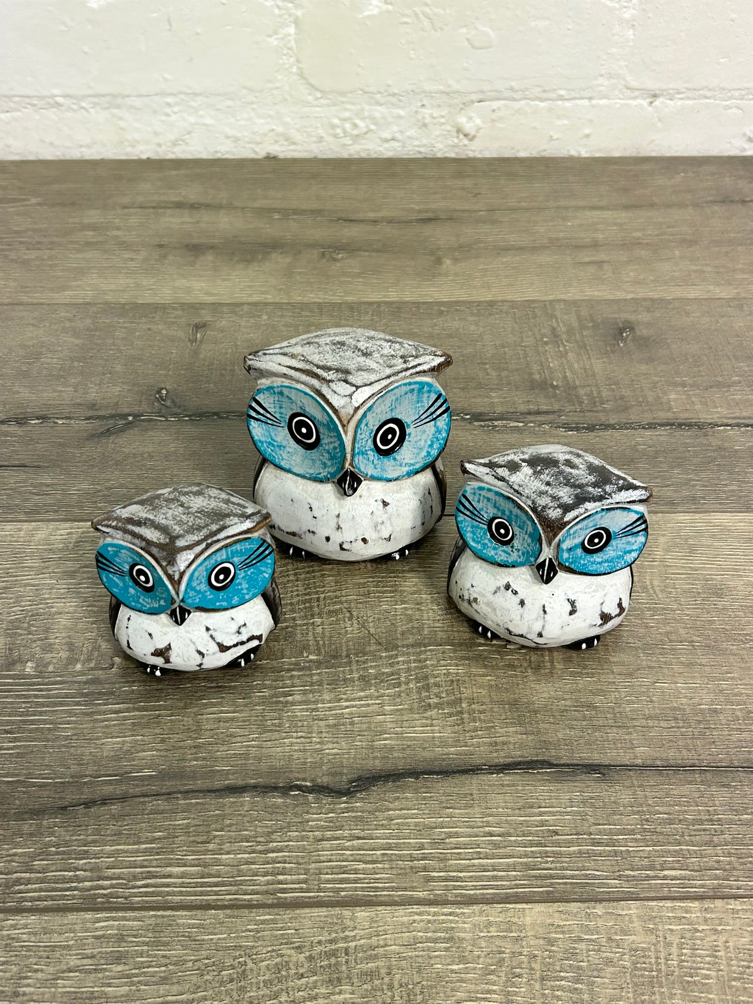 Set Of 3 White And Blue Owls