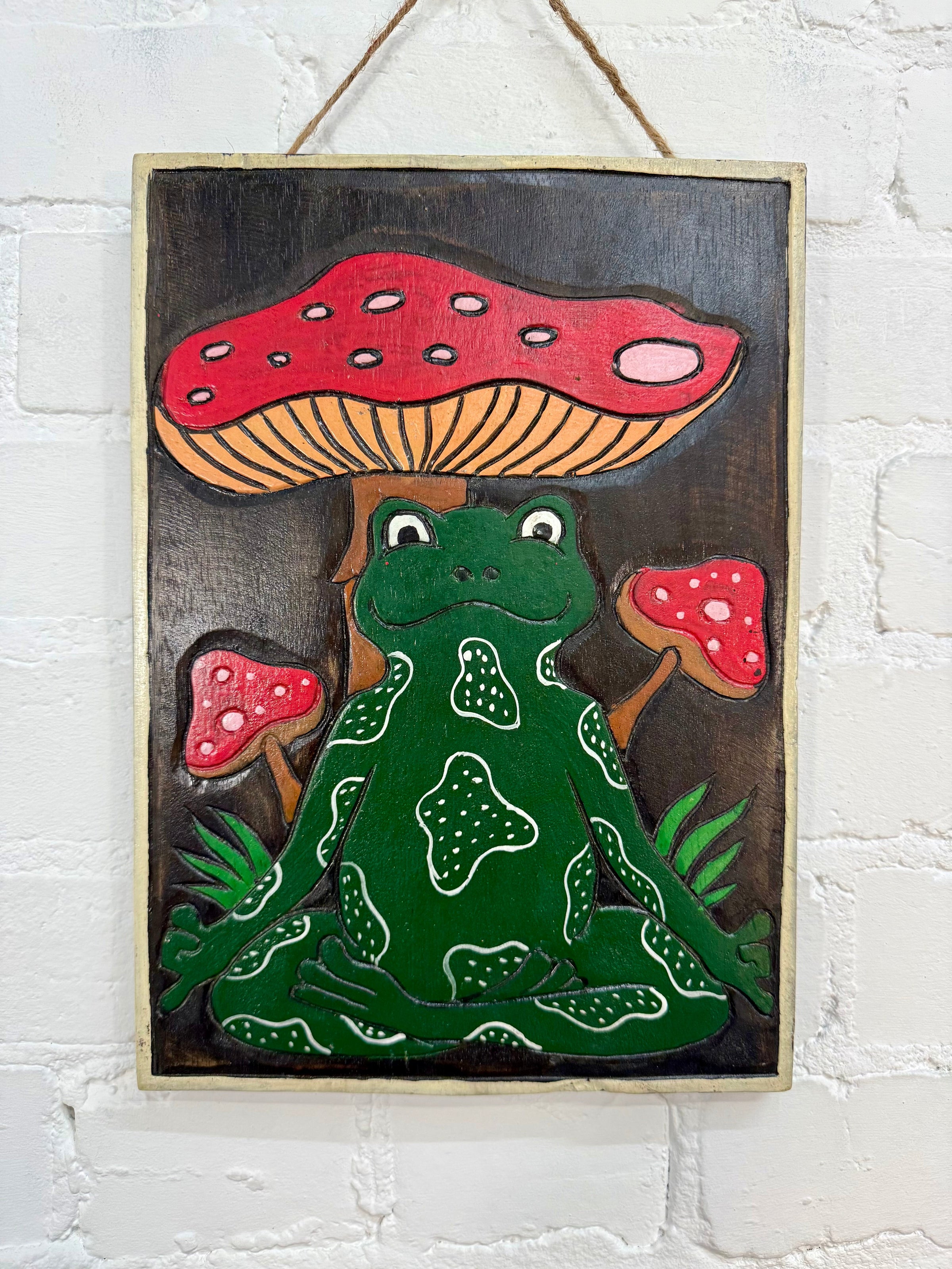Meditating Frog & Mushrooms Plaque