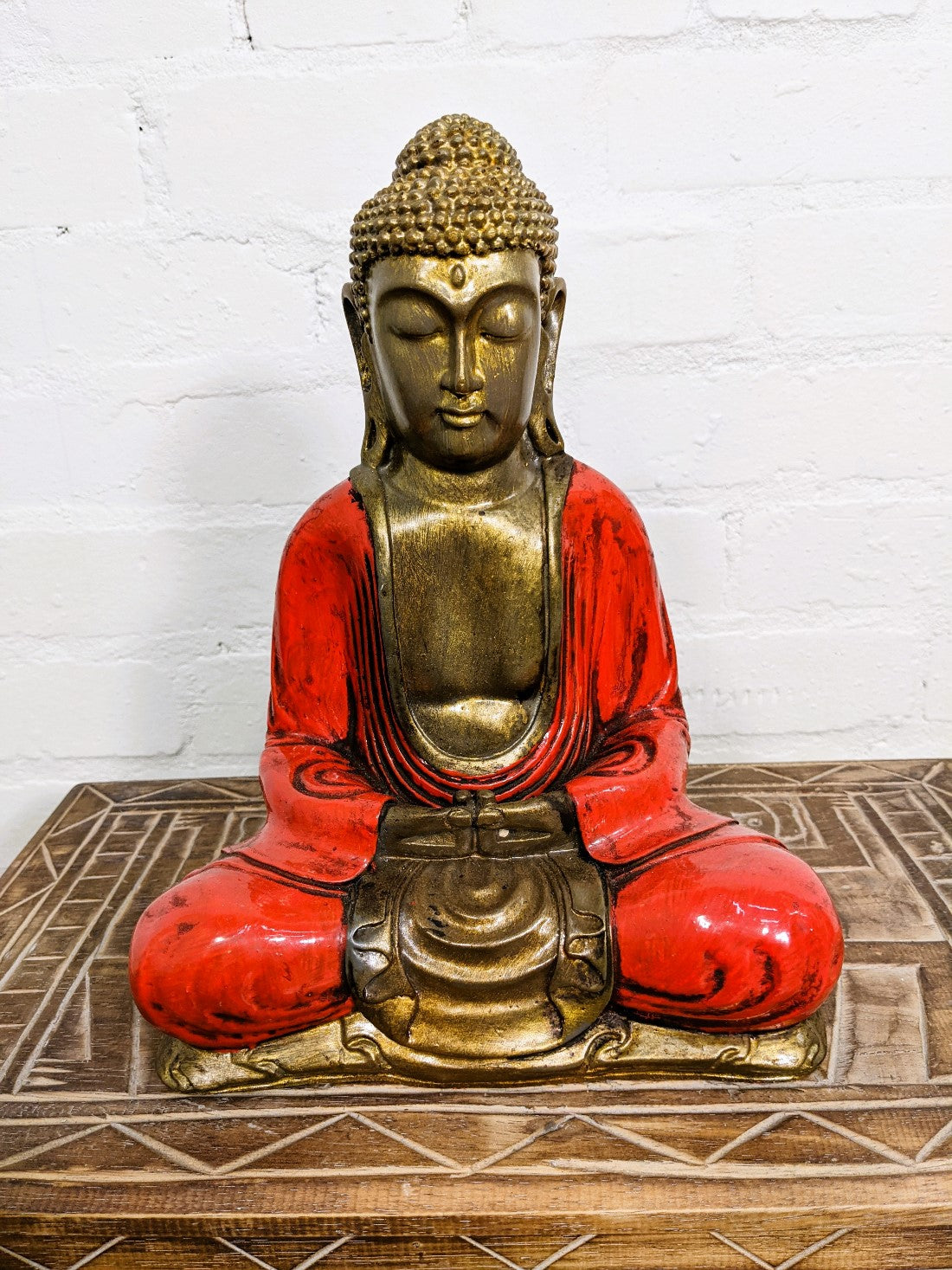 Medium Buddha With Gown